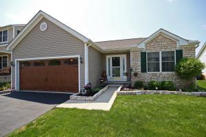 875 Salinger Dr, Lithopolis, OH 43136 photo 1