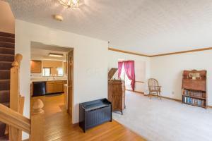6434 Wynwright Dr, Dublin, OH 43016 photo 5