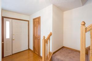 6434 Wynwright Dr, Dublin, OH 43016 photo 4