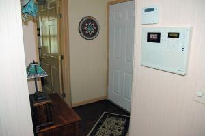 3854 Sandstone Cir, Powell, OH 43065 photo 4