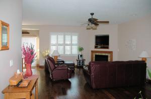 388 Timbersmith Dr, Delaware, OH 43015 photo 9