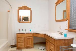 19404 Concord St, Adelphi, OH 43101 photo 9