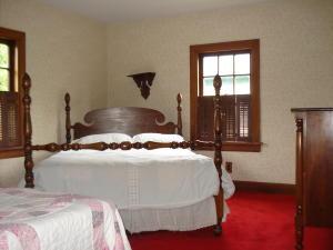 124 W Harding Rd, Springfield, OH 45504 photo 13