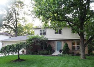 210 Cottswold Dr, Delaware, OH 43015 photo 1