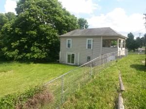 680 S Maple St, Lancaster, OH 43130 photo 1