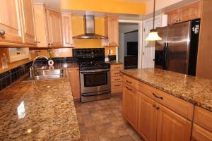 2249 Stratingham Dr, Dublin, OH 43016 photo 12