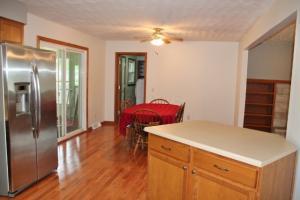10 Simons Ave, Fredericktown, OH 43019 photo 5