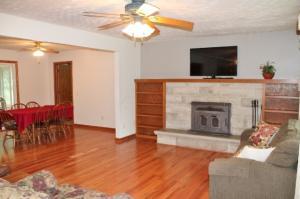 10 Simons Ave, Fredericktown, OH 43019 photo 7