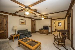 3361 Panhandle Rd, Delaware, OH 43015 photo 12
