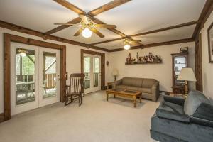 3361 Panhandle Rd, Delaware, OH 43015 photo 11