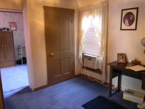 332 Walnut St, Circleville, OH 43113 photo 5