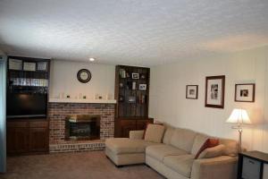 2718 Patrick Ave, Columbus, OH 43231 photo 3