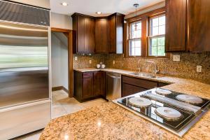 2626 E Broad St, Bexley, OH 43209 photo 8