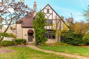 2626 E Broad St, Bexley, OH 43209 photo 1