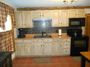 310 Main St, Bainbridge, OH 45612 photo 13