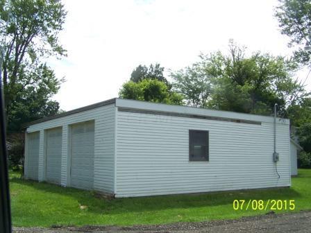 310 Park Ave, Prospect, OH 43342 photo 2