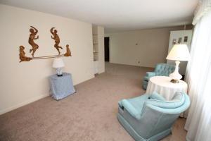 45 E Scioto Dr, Powell, OH 43065 photo 5