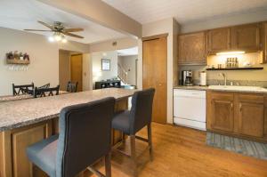 8392 Eldorado Dr, Powell, OH 43065 photo 9