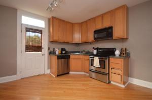 152 E 3rd Ave, Columbus, OH 43201 photo 10