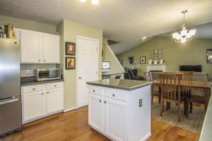209 Stonemast Loop, Pataskala, OH 43062 photo 6