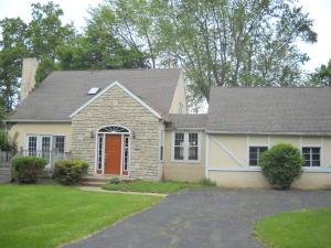 32 W Park Dr, Hebron, OH 43025 photo 1