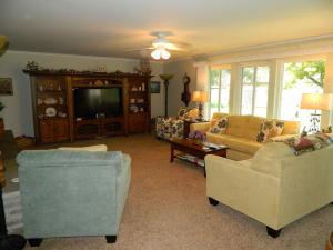 930 Circle Dr, Circleville, OH 43113 photo 12