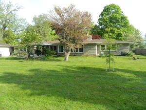 930 Circle Dr, Circleville, OH 43113 photo 5