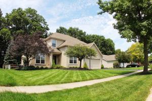 7619 Tullymore Dr, Dublin, OH 43016 photo 2