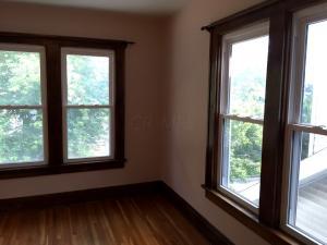 56 E Pacemont Rd, Columbus, OH 43202 photo 33