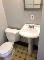 56 E Pacemont Rd, Columbus, OH 43202 photo 23