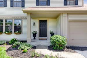 6641 Fallen Timbers Dr, Dublin, OH 43017 photo 2
