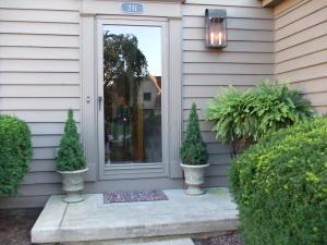 241 Willowdown Ct, Columbus, OH 43235 photo 2