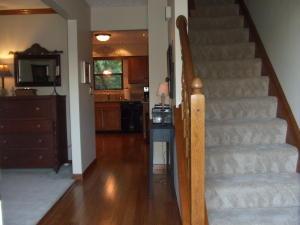 241 Willowdown Ct, Columbus, OH 43235 photo 3