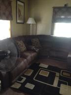 551 E Cecil St E, Springfield, OH 45503 photo 3