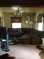 551 E Cecil St E, Springfield, OH 45503 photo 4