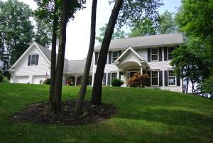 1420 Normandy Dr, Newark, OH 43055 photo 1