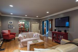 2607 E Broad St, Bexley, OH 43209 photo 7