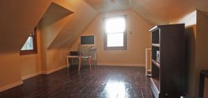 608 E Como Ave, Columbus, OH 43202 photo 8