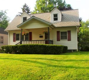 608 E Como Ave, Columbus, OH 43202 photo 1
