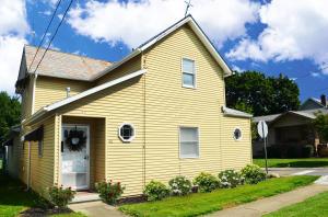 46 E Coshocton St, Johnstown, OH 43031 photo 1