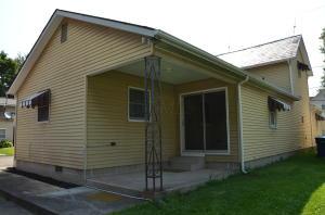 46 E Coshocton St, Johnstown, OH 43031 photo 3