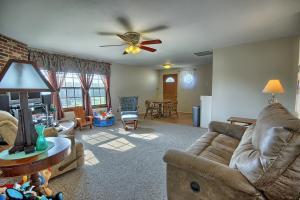 1840 Chickasaw Dr, Circleville, OH 43113 photo 8