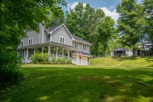 23303 Colopy Rd, Howard, OH 43028 photo 2