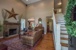 23303 Colopy Rd, Howard, OH 43028 photo 11