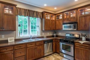 23303 Colopy Rd, Howard, OH 43028 photo 17