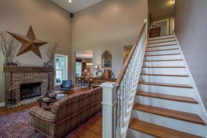 23303 Colopy Rd, Howard, OH 43028 photo 29