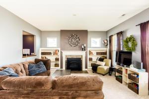 596 Lamplight Dr, Delaware, OH 43015 photo 4