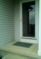 118 Castleton Ct SW, Pataskala, OH 43062 photo 3