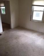 783 E Tulane Rd, Columbus, OH 43211 photo 2