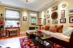 156 E 3rd Ave, Columbus, OH 43201 photo 1
